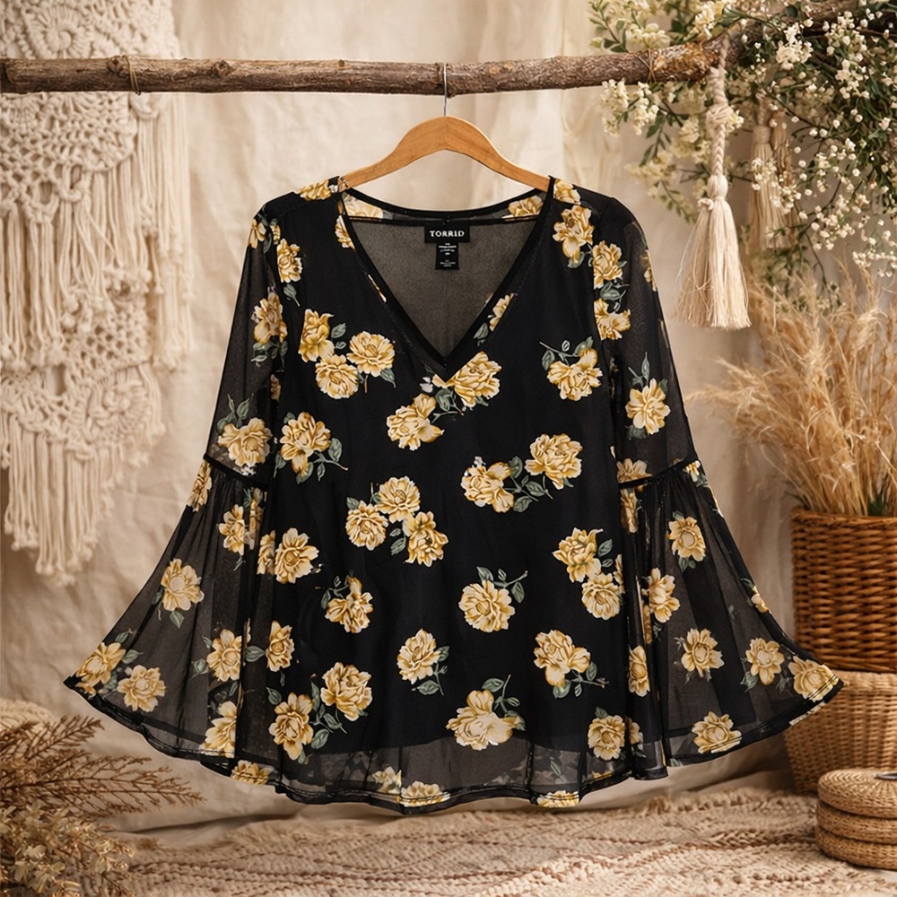 Torrid Black Floral Mesh Bell Sleeve Blouse Size 0 Boho Sheer Top